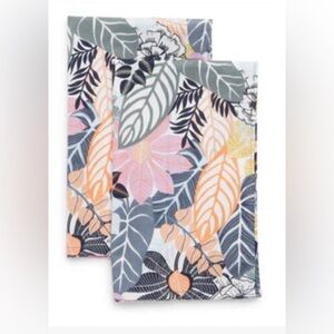 Vera Bradley Kitchen Towels - NWT